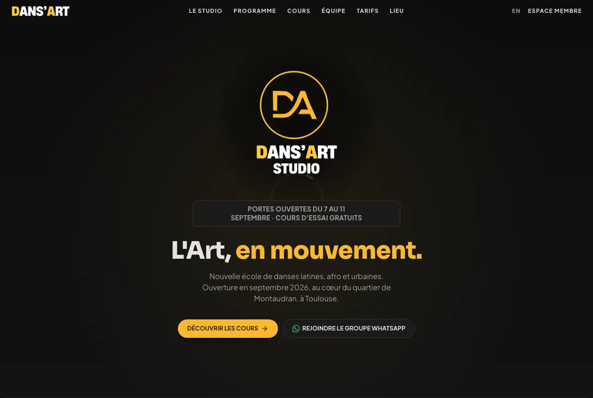 Startseite von Dans'Art Studio Toulouse mit Logo und französischer Navigation
